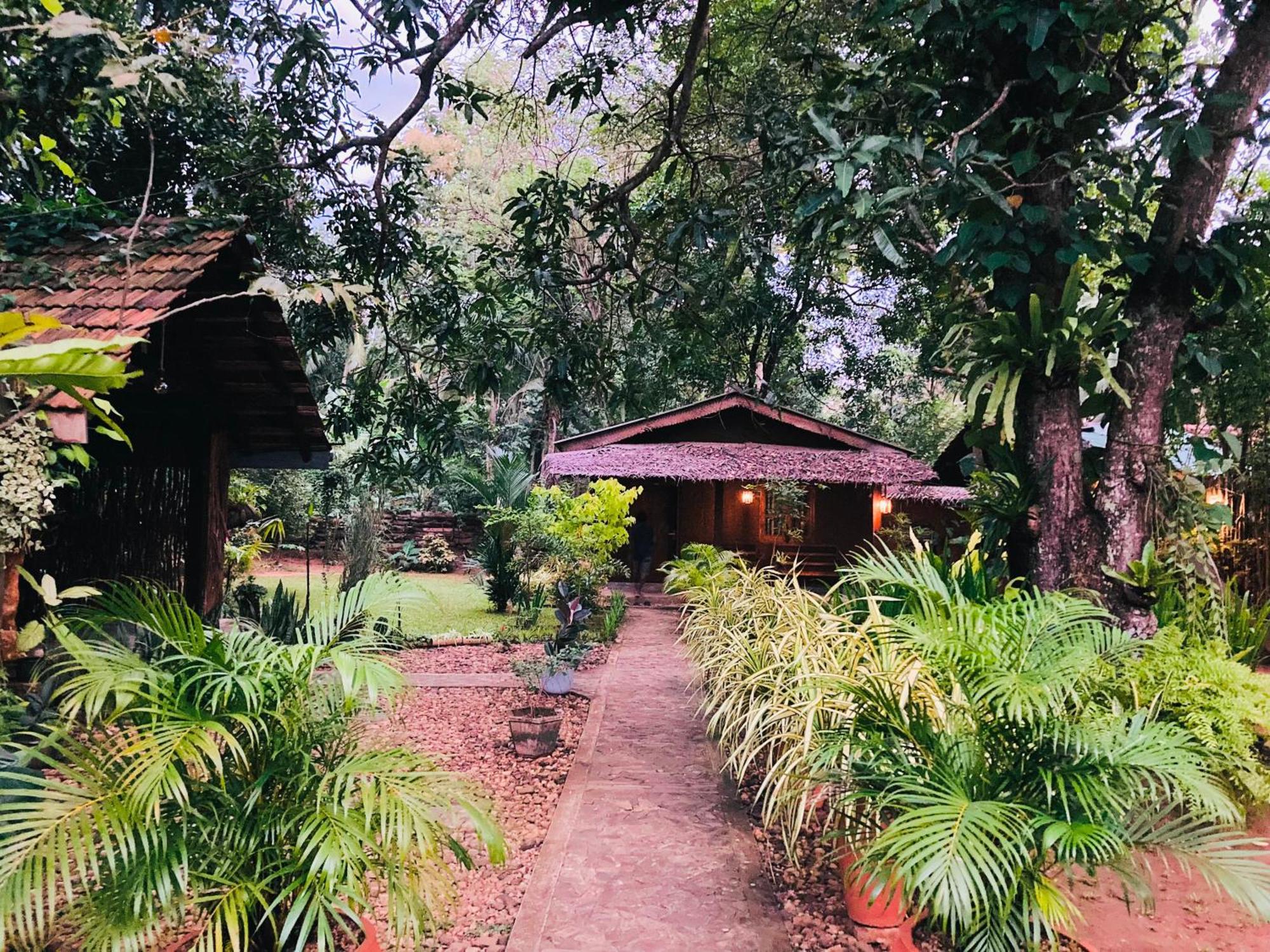 Green Paradise Cottage Udawalawa Udawalawe Exterior foto